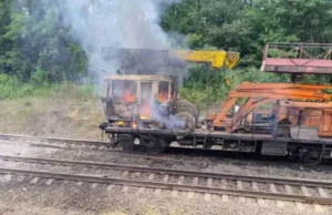 Дрон РФ влучив у дрезину Укрзалізниці на Харківщині: робітники врятувалися