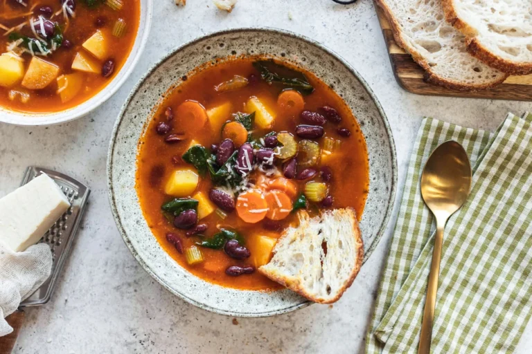 Рагу с фасолью: сытное блюдо с характером, которое легко приготовить каждому